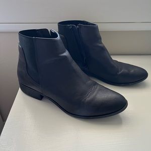 Black Bar Booties 7.5